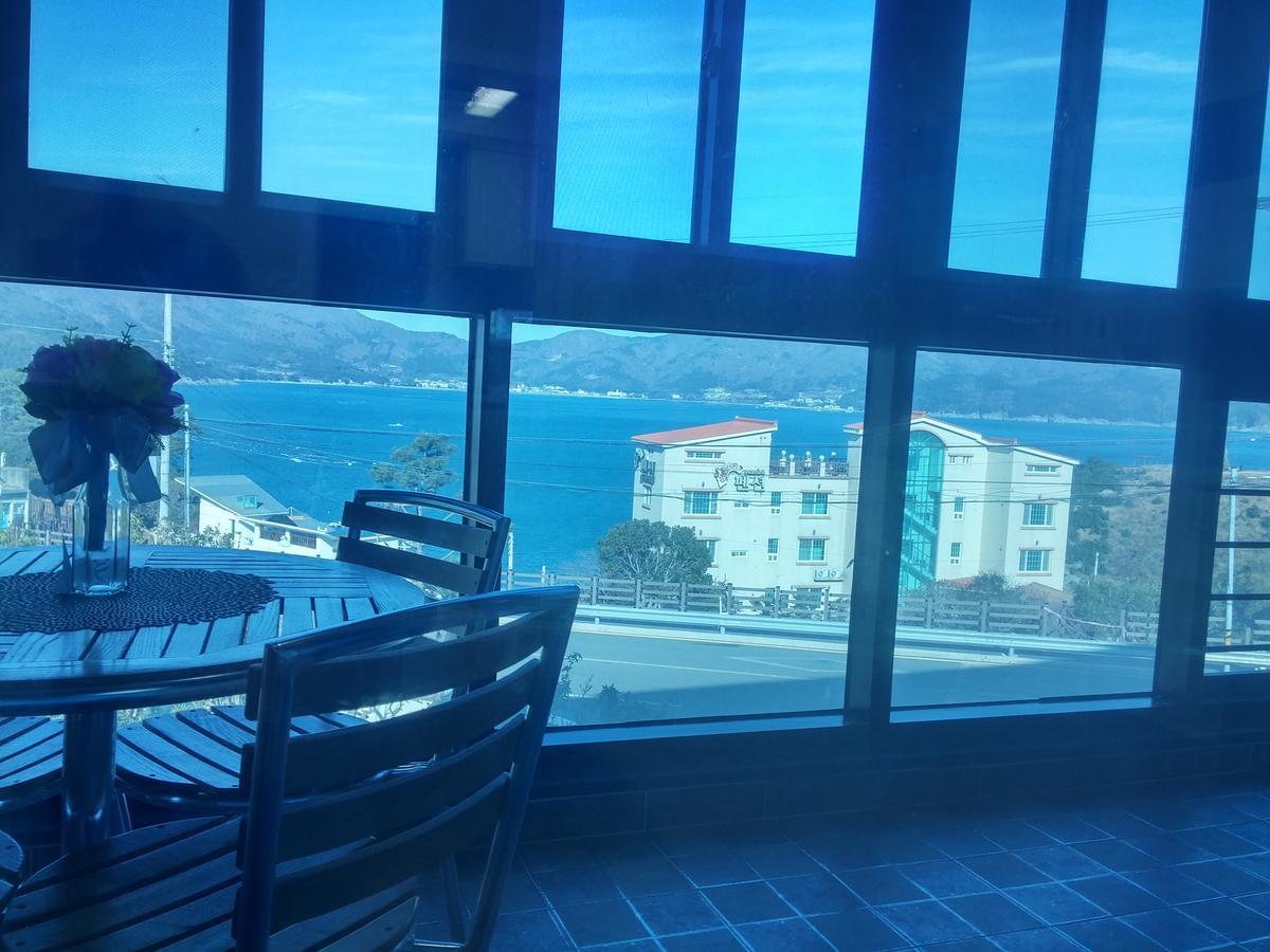 Geoje Haebaram Pension Экстерьер фото
